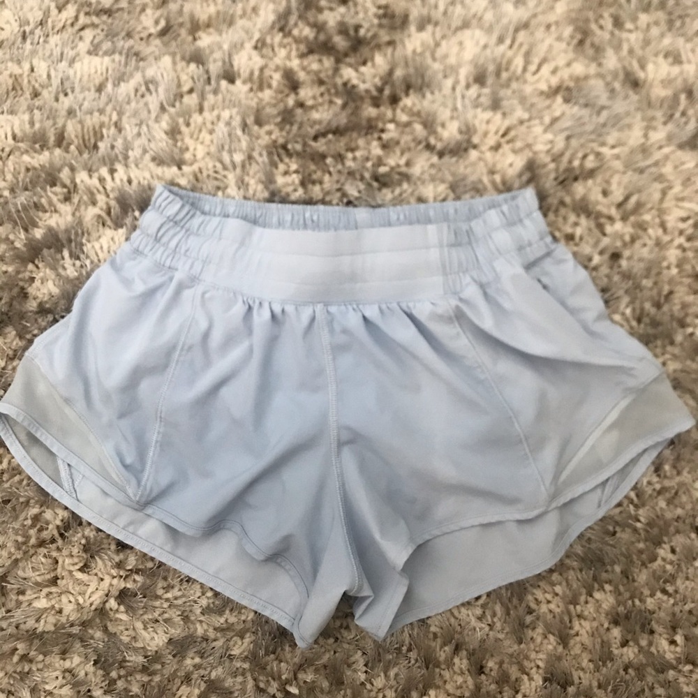 Lululemon hotty hot short II 2.5